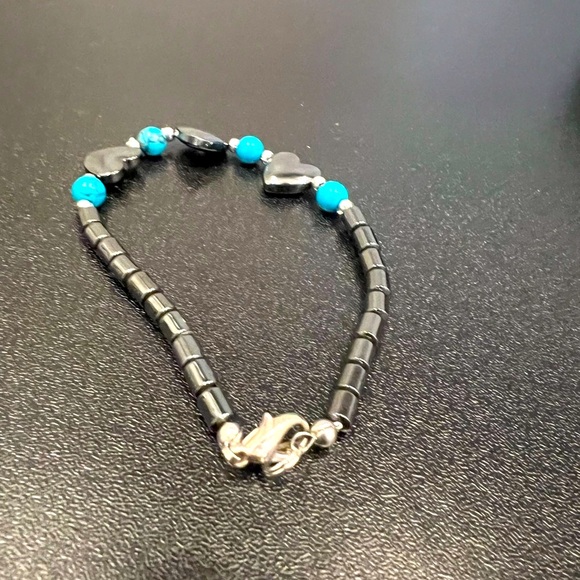 Hematite Necklace & Bracelet For Women both with pearls & hearts design - Picture 4 of 7